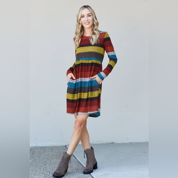 Full Size Striped Pleated Dress - Picture 5 of 8